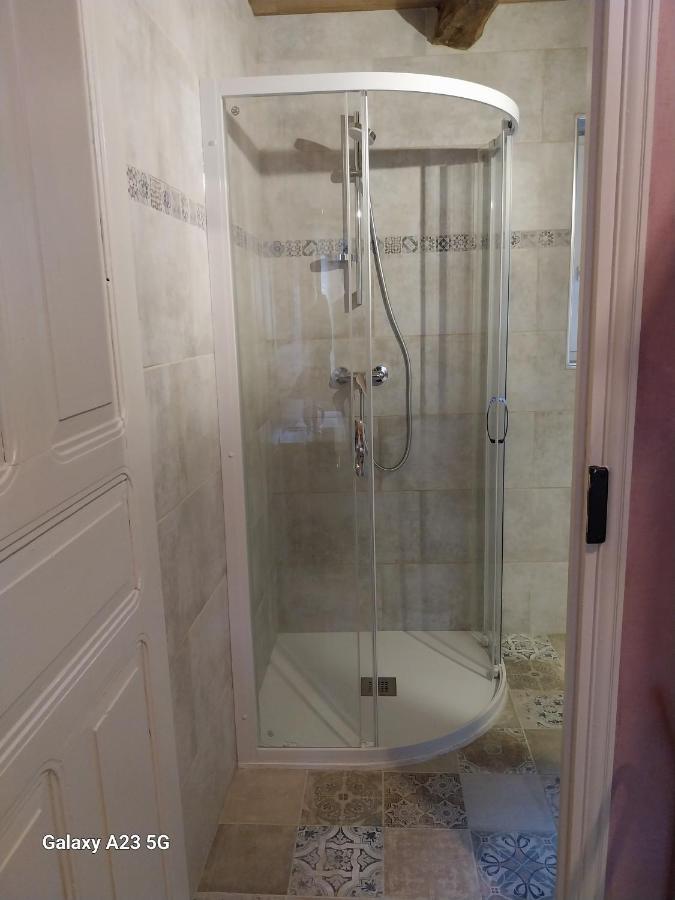 Le Petit Chapitre Apartment เบลเวส ภายนอก รูปภาพ